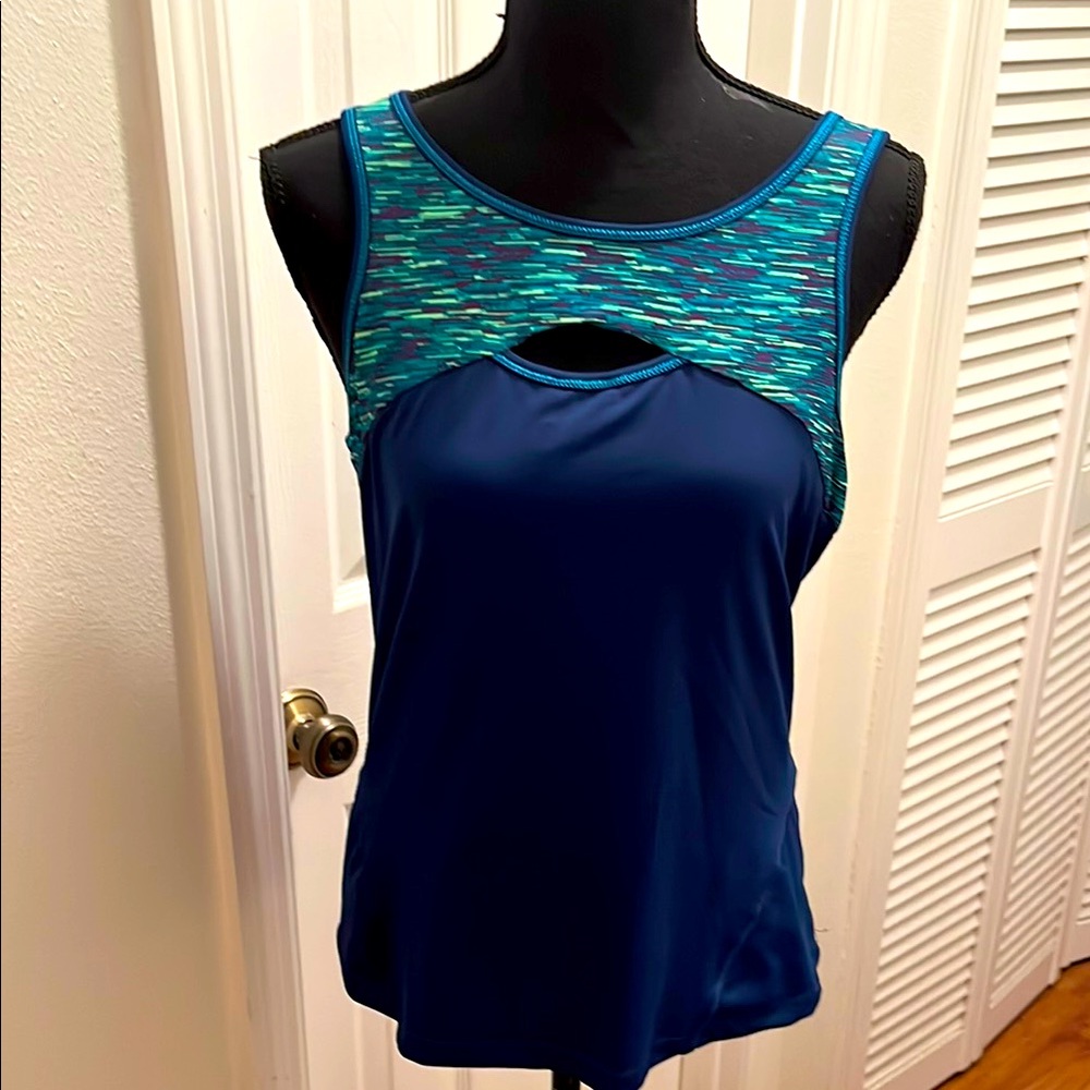 Skechers peek-a-boo activewear tank